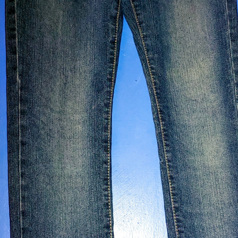 VIP Jeans - Picture 3 of 4
